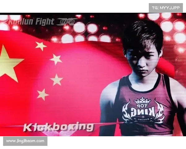 昆仑决青少年搏击赛12岁少年高扫一击KO对手震撼全场 昆仑决青少年搏击赛12岁少年高扫一击KO对手震撼全场